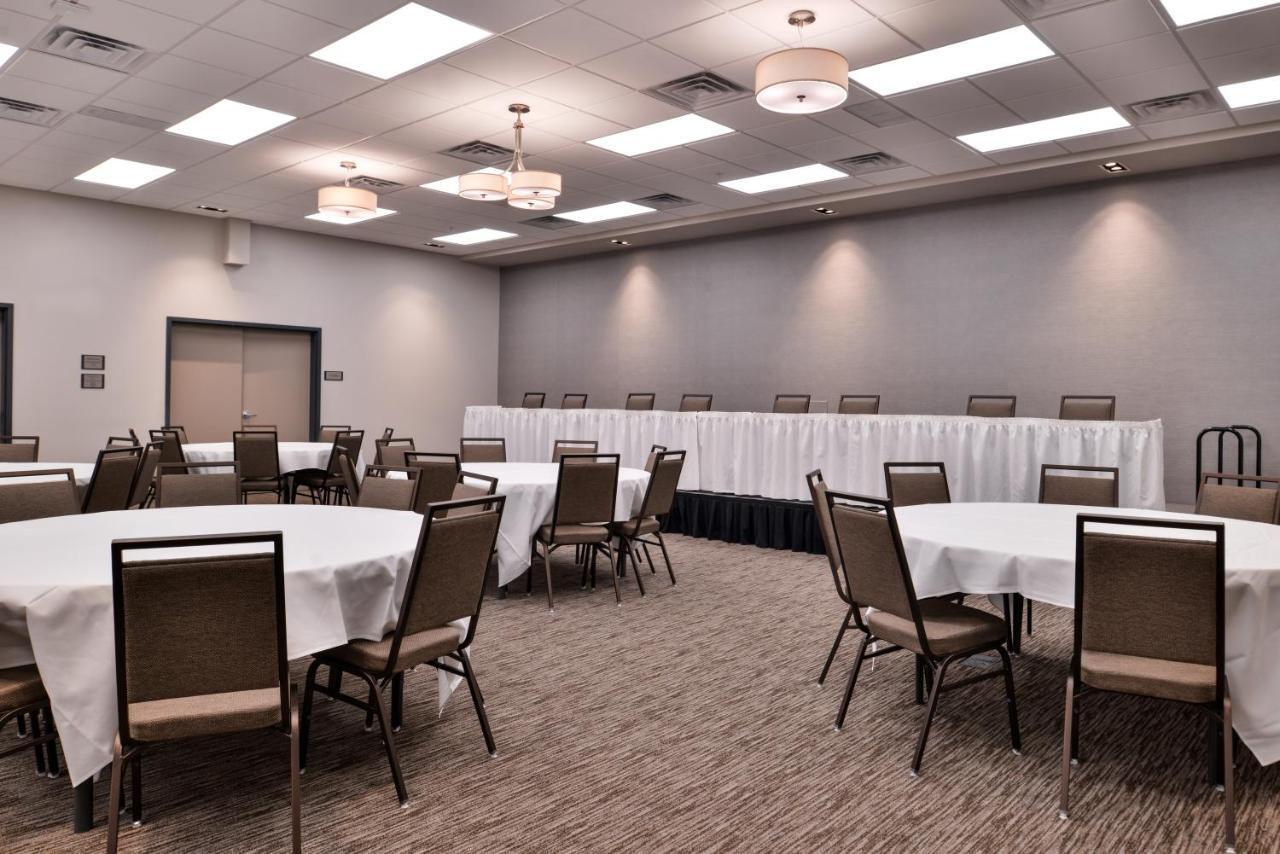 Country Inn & Suites By Radisson, Ft Atkinson, Wi Fort Atkinson Esterno foto
